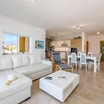 Ancora Apartment *